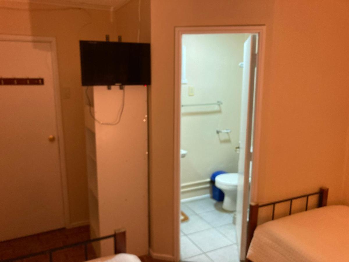 Hostal Hellen プエルト・ナタレス エクステリア 写真